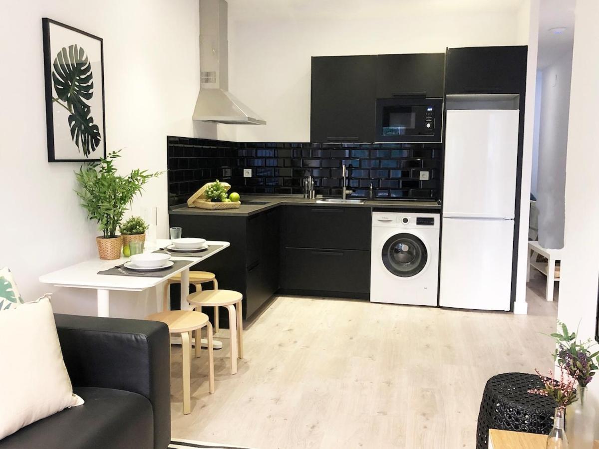Encantador Apartamento Atocha Madrid Kültér fotó