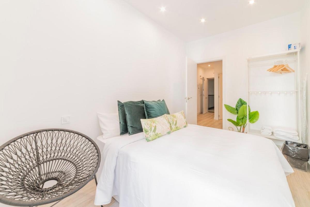 Encantador Apartamento Atocha Madrid Kültér fotó