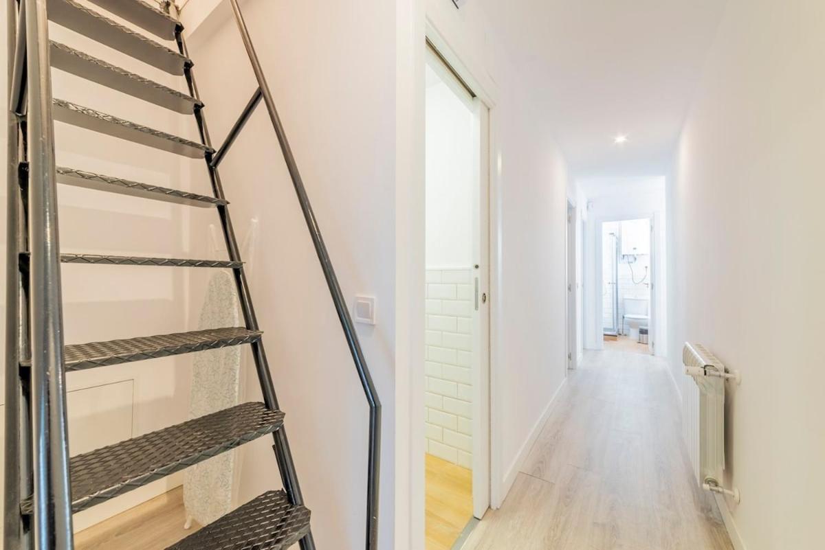 Encantador Apartamento Atocha Madrid Kültér fotó