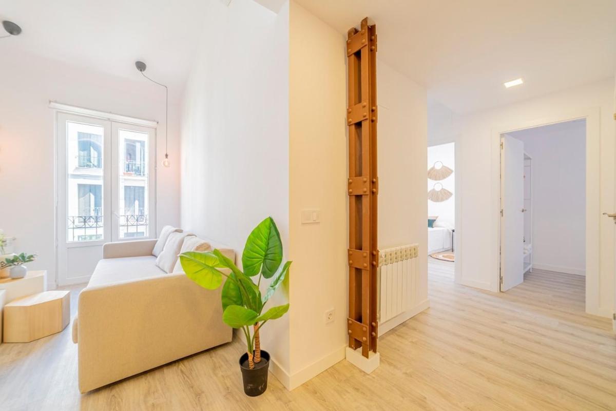 Encantador Apartamento Atocha Madrid Kültér fotó