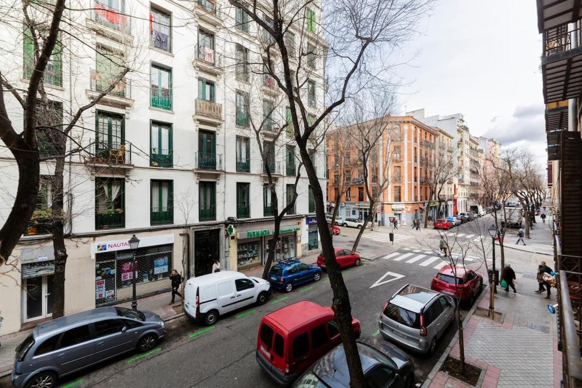 Encantador Apartamento Atocha Madrid Kültér fotó