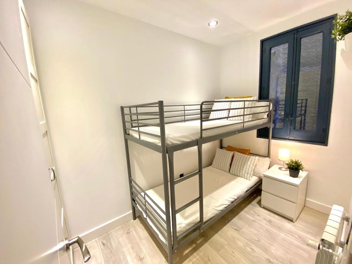 Encantador Apartamento Atocha Madrid Kültér fotó