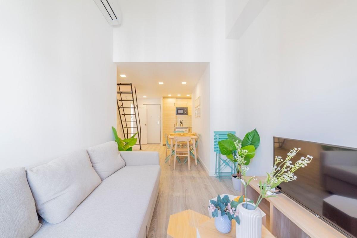 Encantador Apartamento Atocha Madrid Kültér fotó