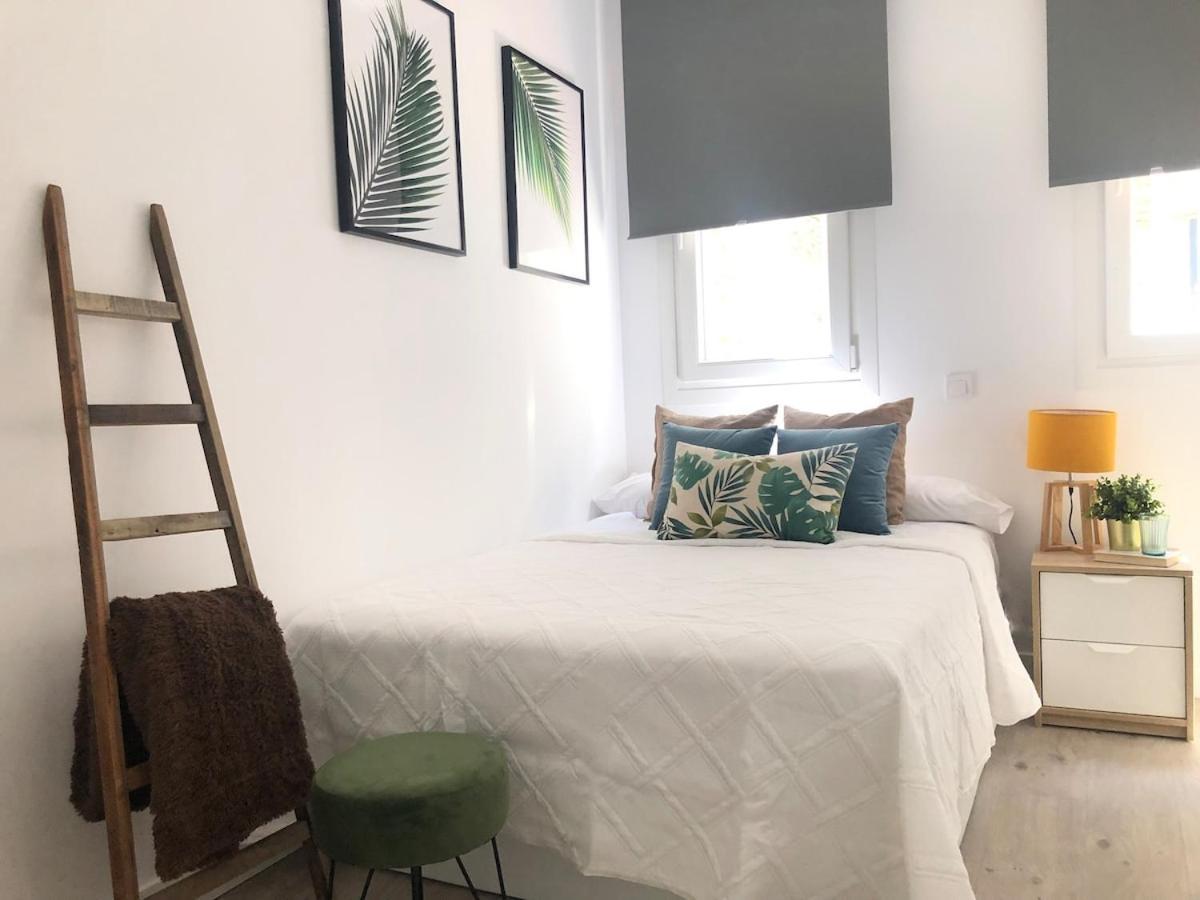 Encantador Apartamento Atocha Madrid Kültér fotó